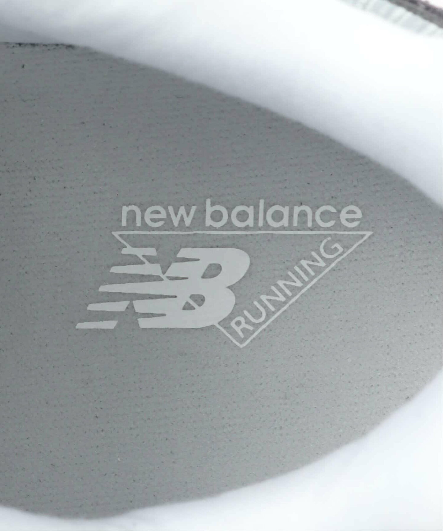 NEW BALANCE (ニューバランス) M2002RFB